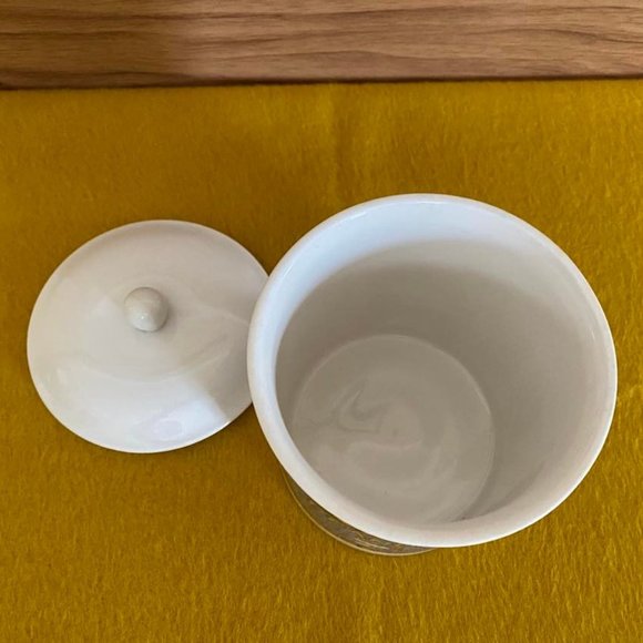 Peanuts Ceramic Cookie Jar - Picture 5 of 5